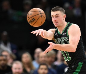 pp电子试玩-普理查德：喜欢我们球队的拼搏劲头 每场都会有人挺身而出